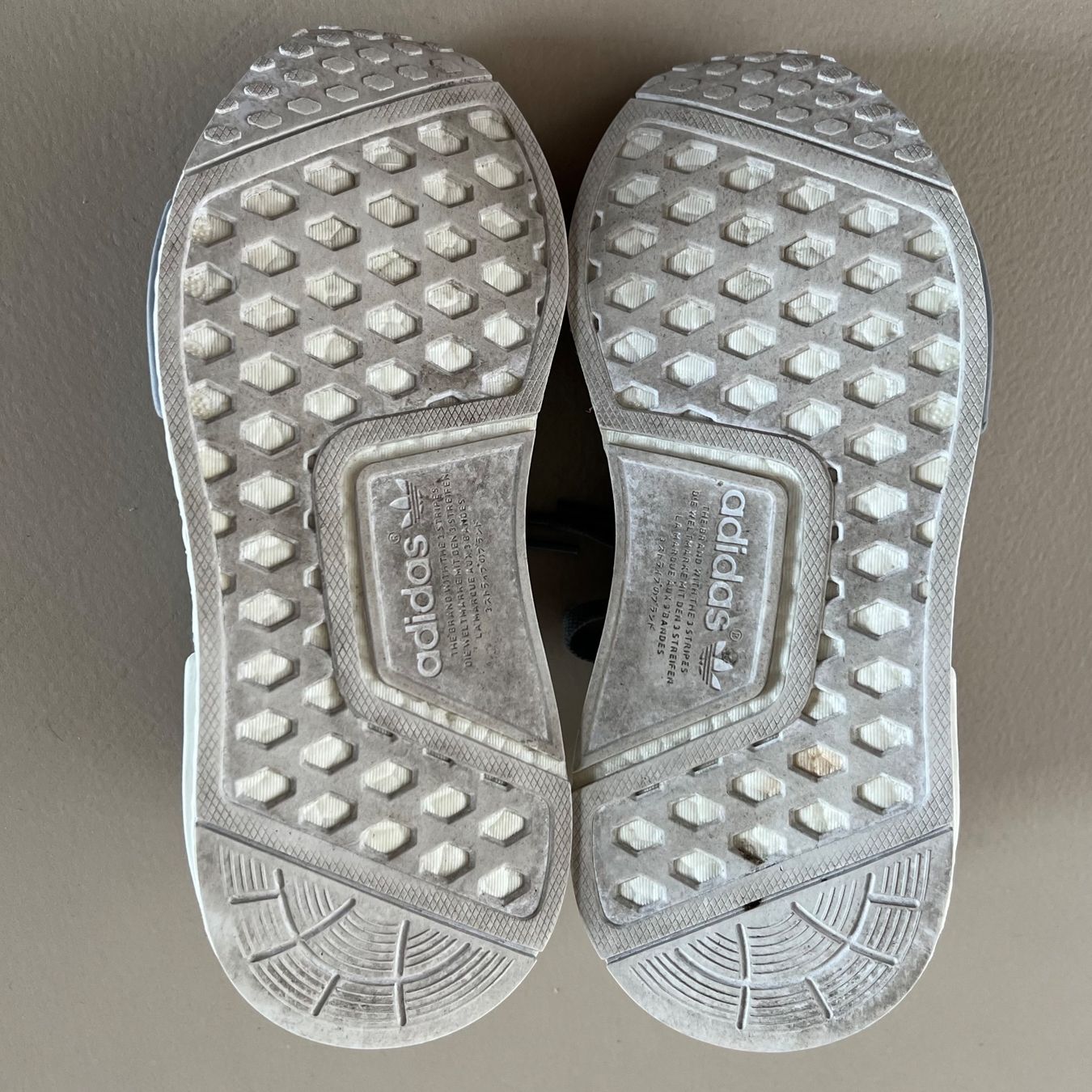 Adidas Scarpe da uomo: ADIDAS Sneakers 🩶 – Usato da Zürich venduto da ClosetQueen 8
