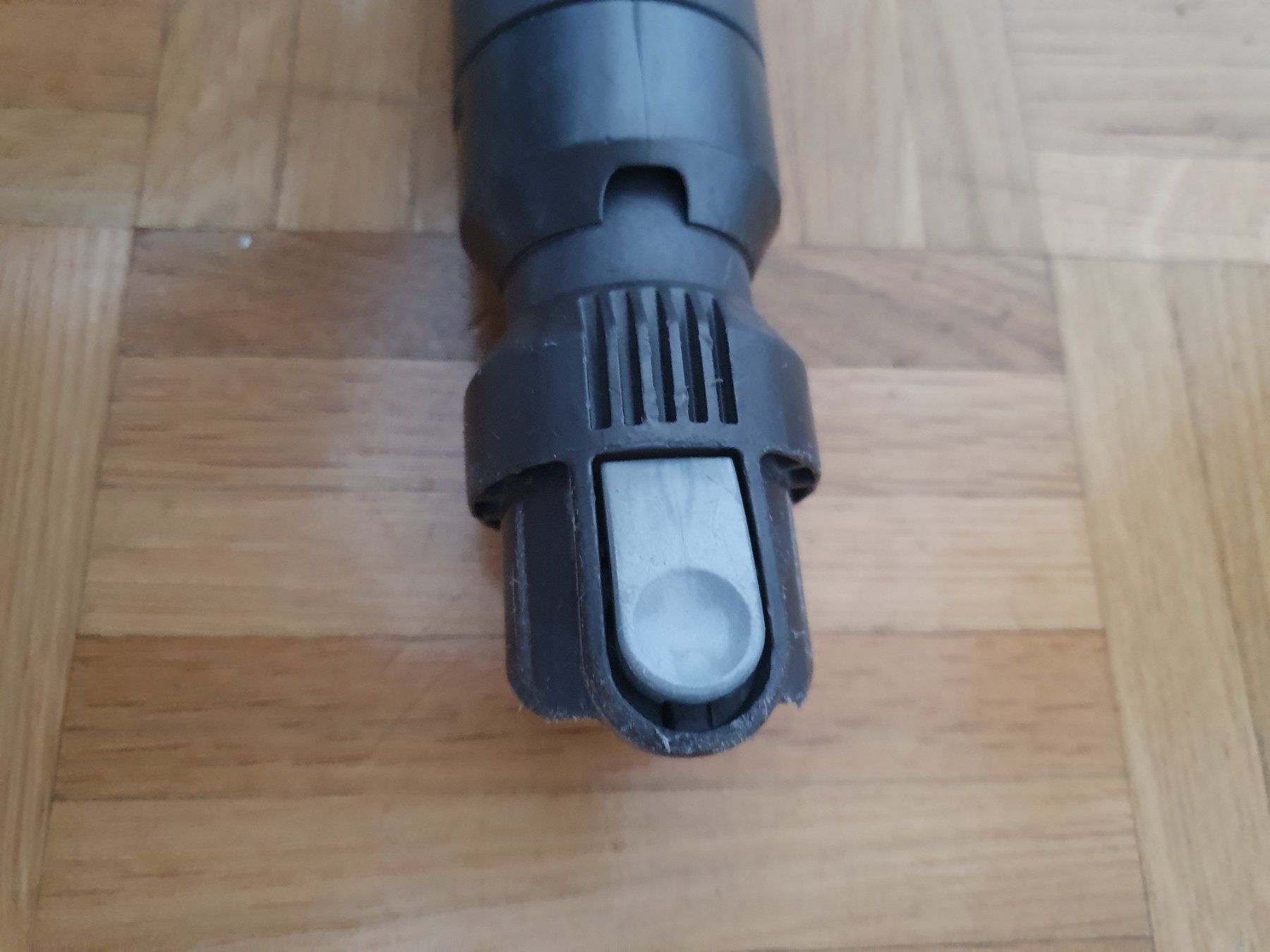 Dyson Aspirateurs & Accessoires: Tube dyson DC29 et autres – Défectueux à Prilly par RoDyRe 3