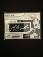 Antti Suomela - LHC - Rookie Signature Shots - Relic auto