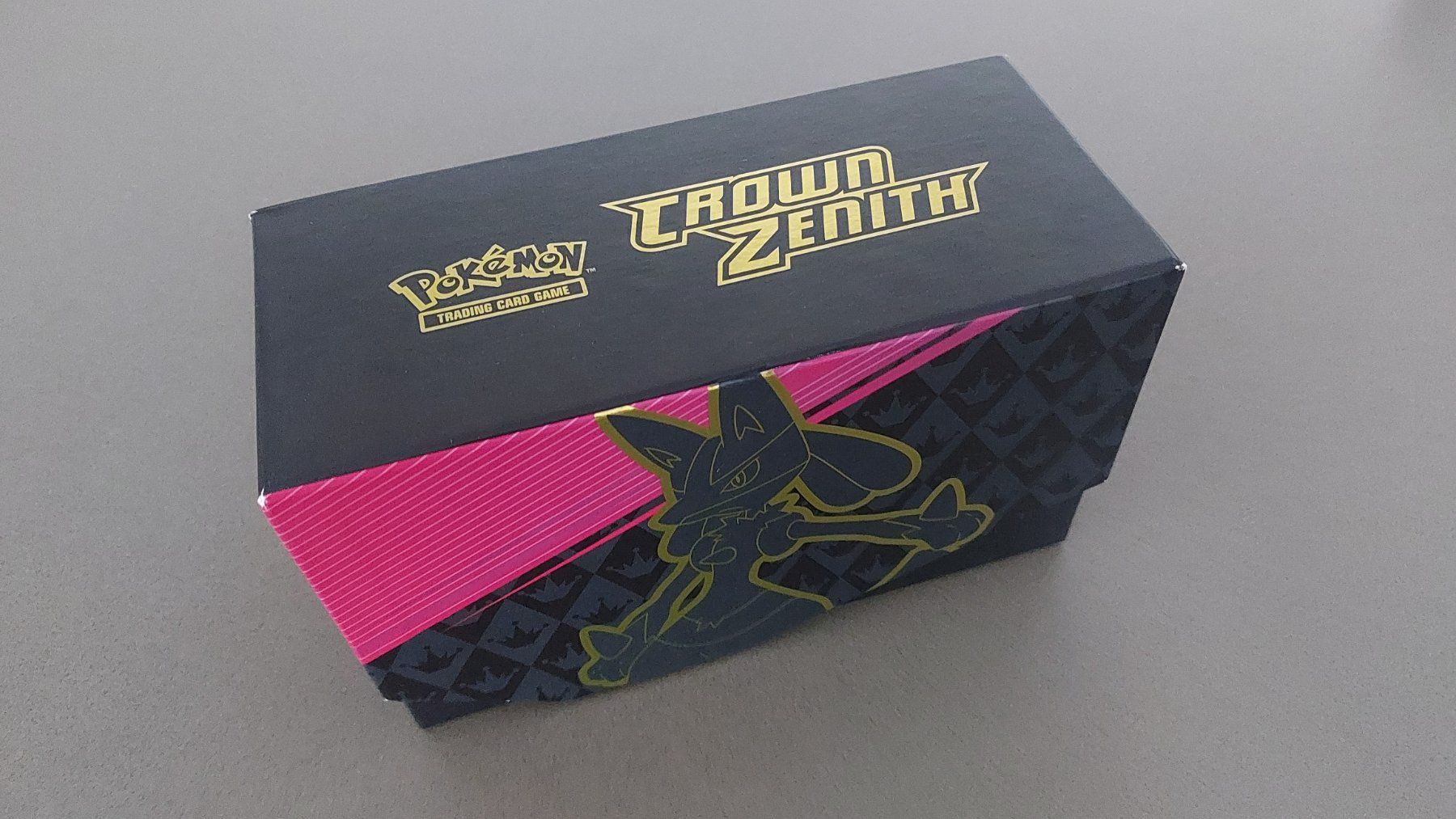 Pokémon Carte collezionabili: Crown Zenith - Lucario Etb - empty – Usato da Bellinzona venduto da Pagur 1