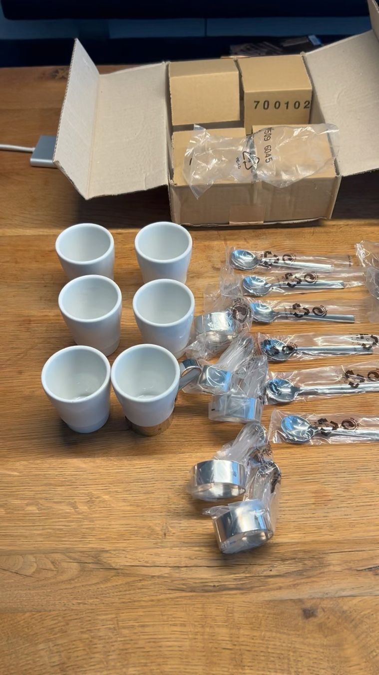 Set di piatti: WMF Kaffee & Espresso Set 48-teilig – Nuovo e nell'imballaggio originale da Zürich venduto da hgb_6x7z 3