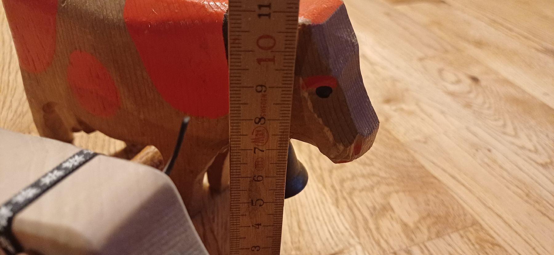 Articoli in legno: 4 Holzkühe – Usato da Flawil venduto da Naphtali 3