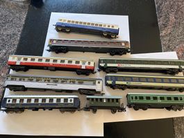 9 Modelleisenbahn Waggons, viele verschiedene, Konvolut!