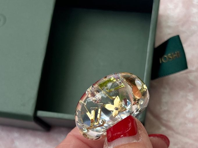 Louis Vuitton Anelli: Louis Vuitton Ring – Usato da Zürich venduto da martsu7 1