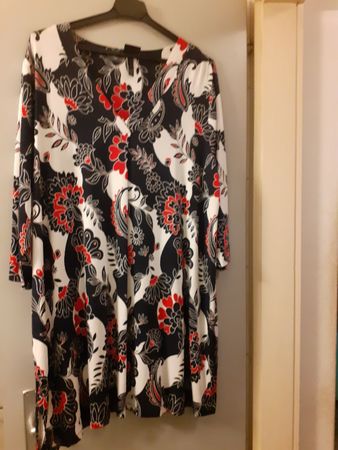 Damen  Kleid Ulla Popken Grösse 50/52 guter Zustand