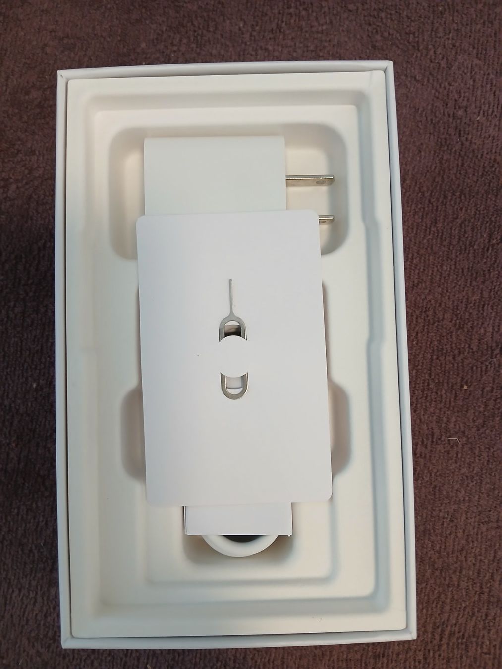 Telefoni cellulari / Smartphones: Minimal Phone – Nuovo e nell'imballaggio originale da Linthal venduto da pau_v979 2