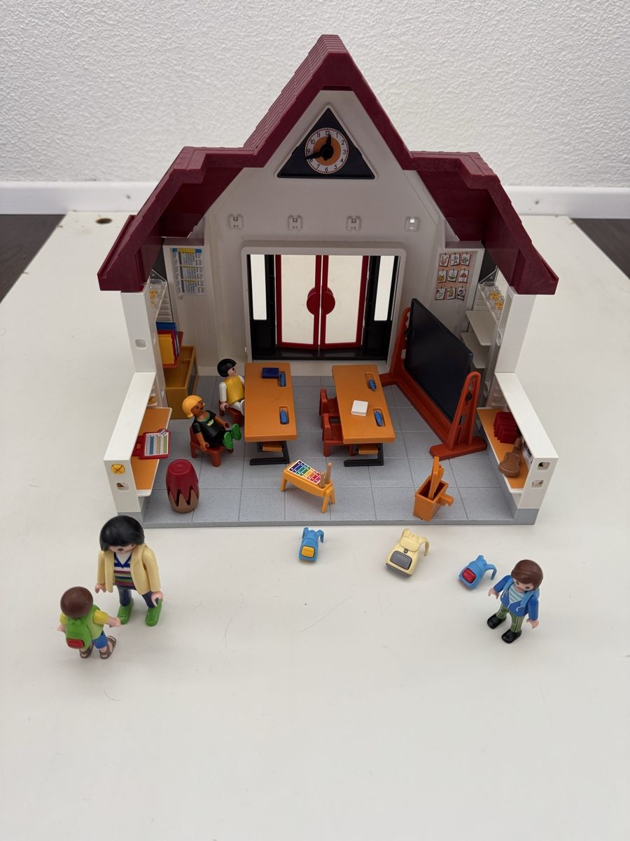 Playmobil Giocattoli: Playmobil Schule – Usato da Killwangen venduto da Schnitzibitz