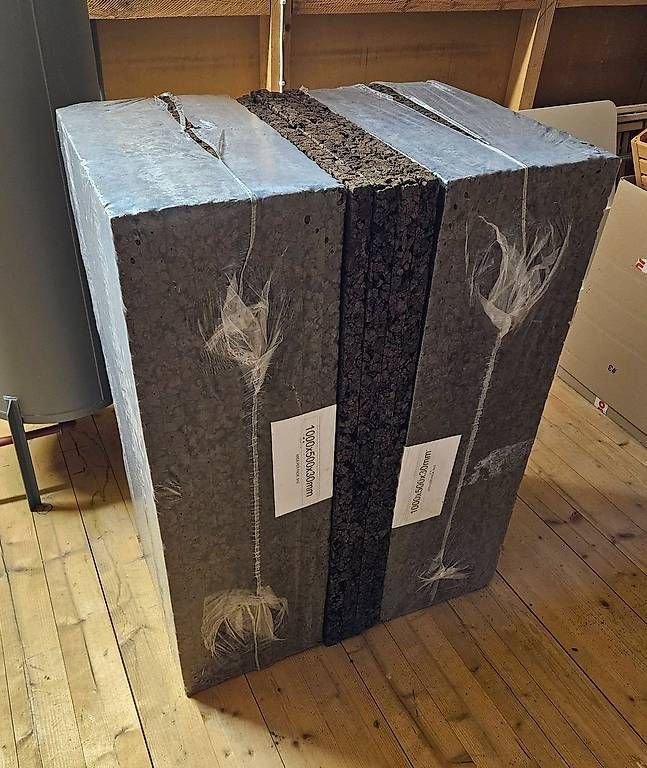 Altri materiali per l'edilizia: Korkdämmplatten 24 Stück 100x50x3cm – Usato da Zürich venduto da whynot