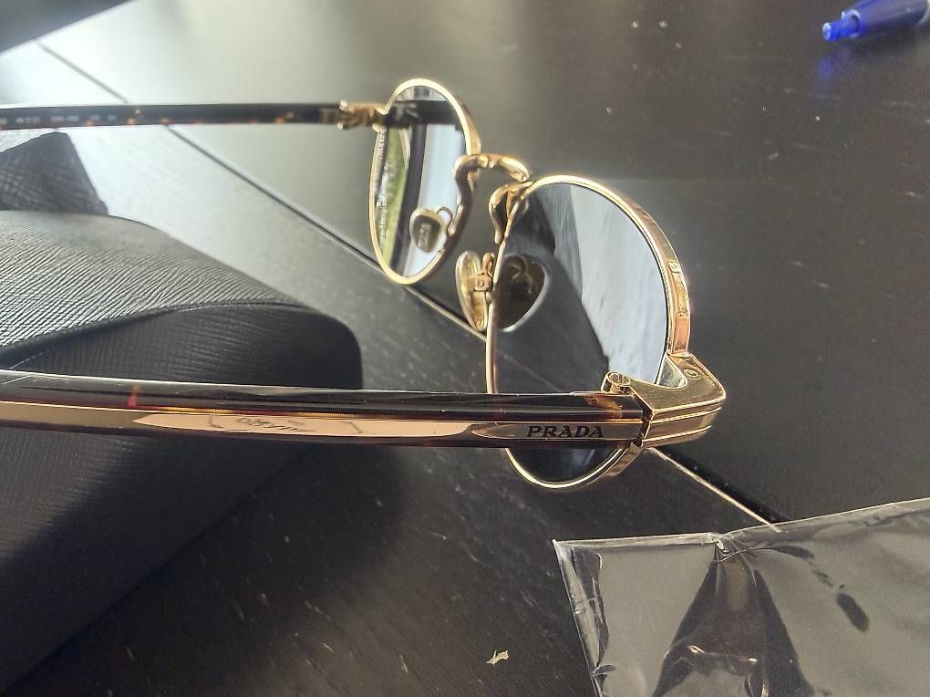 Prada Brillen & Gläser: Prada Sonnenbrille – Neu (gemäss Beschreibung) aus Schaffhausen von Nathalia33 2