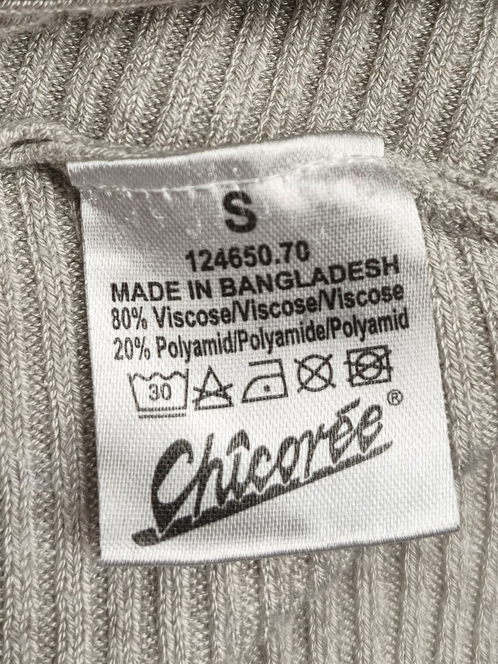 Maglioni & Felpe: Damen Pullover Chicorée gerippt beige Grösse S neuwertig – Nuovo (secondo la descrizione) da Emmetten venduto da SecondhandSiska 3