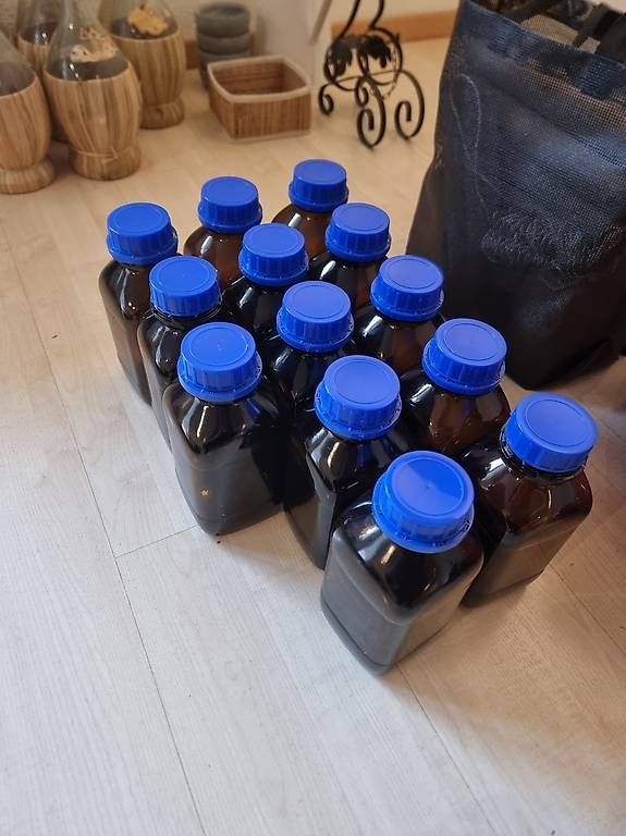 Tutte le decorazioni: Gläser 2 chf pro stück – Usato da Sempach venduto da sev_sg7k