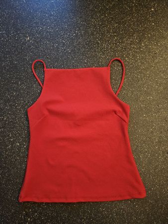H&M Top rot Grösse XS neuwertig 