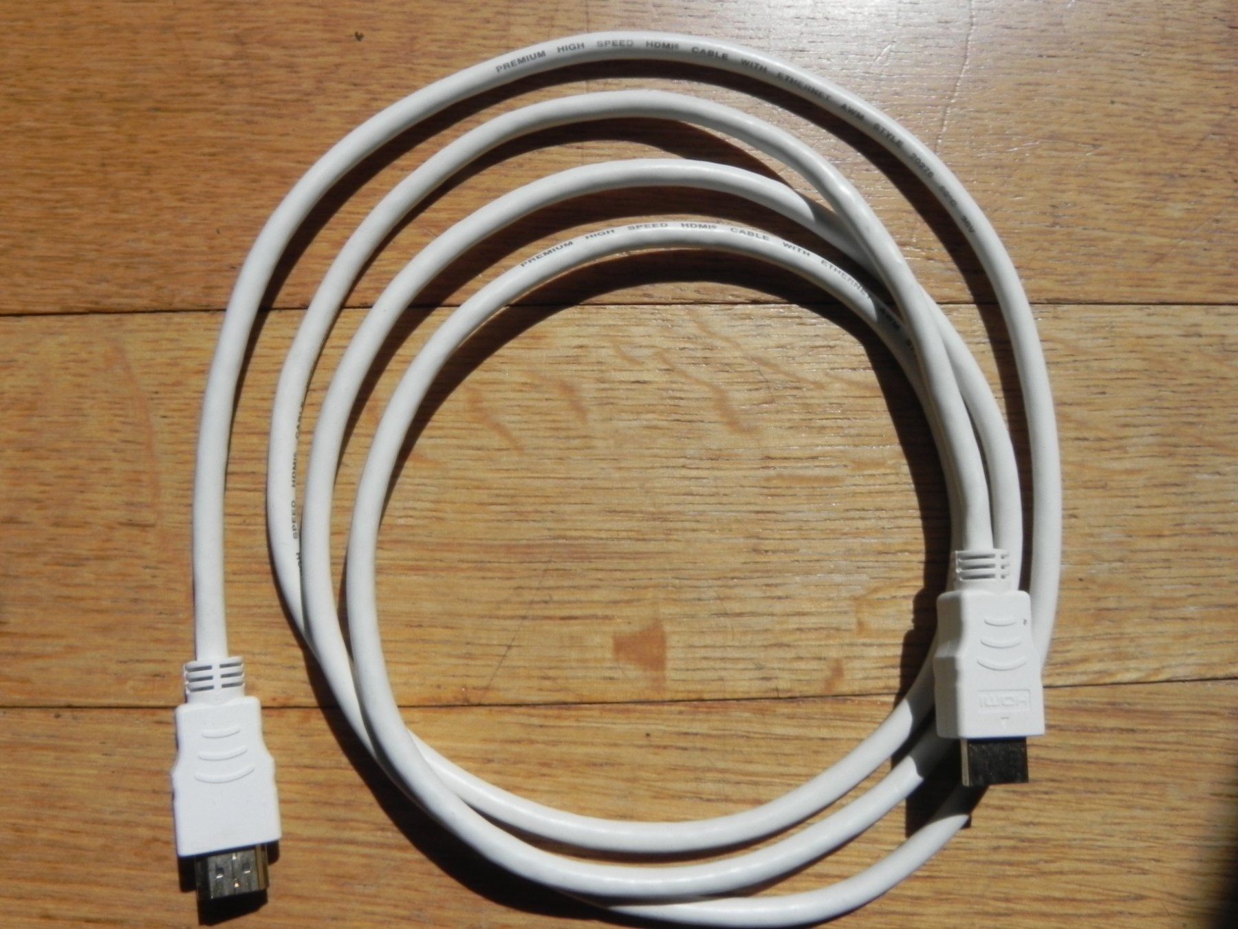 Kabel: HDMI Kabel Premium High Speed – Gebraucht aus Winterthur von Retan0