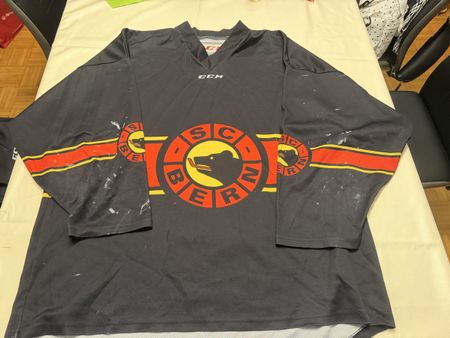 SC Bern Trainingstrikot Gameworn Junioren Grösse XXL