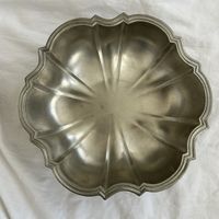 GIORGIO TASSINARI. Un bol en étain, AB Härryda Ädelmetallsmi