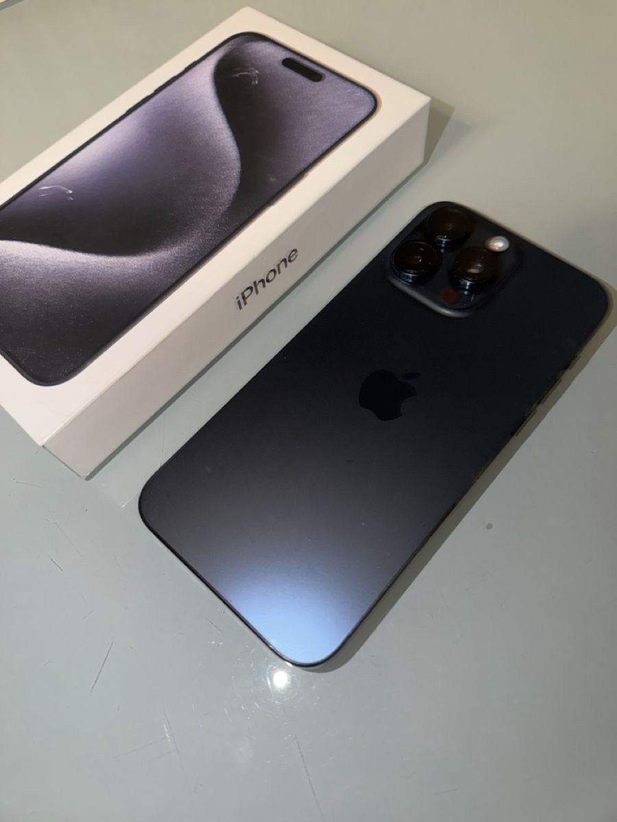 Apple Portables: Iphone 15 Pro Max - 256GB – Neuf (Voir description) à Gossau SG par dad_nqv6 2