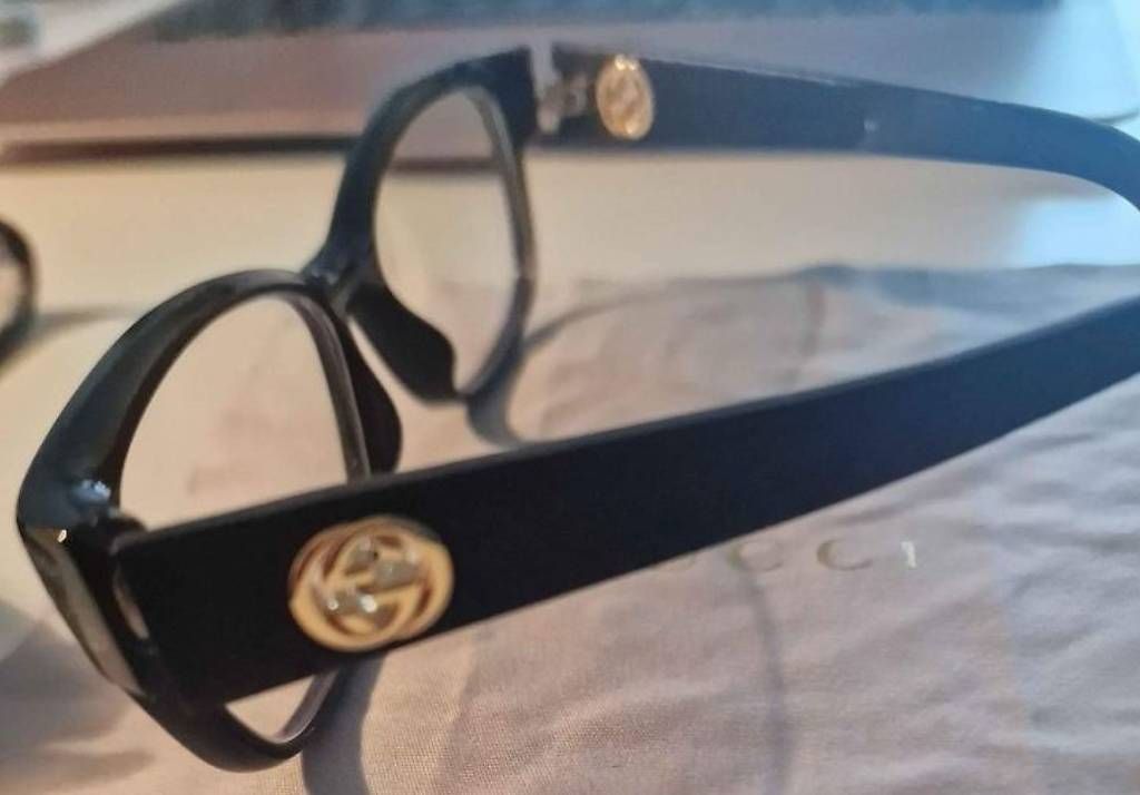 Occhiali & Lenti: Monture lunette  Gucci  – Usato da La Conversion venduto da dom_5xx7 1
