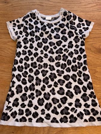 H&M Kleid, Grösse 86, Leoprint - Perfekt für den Frühling