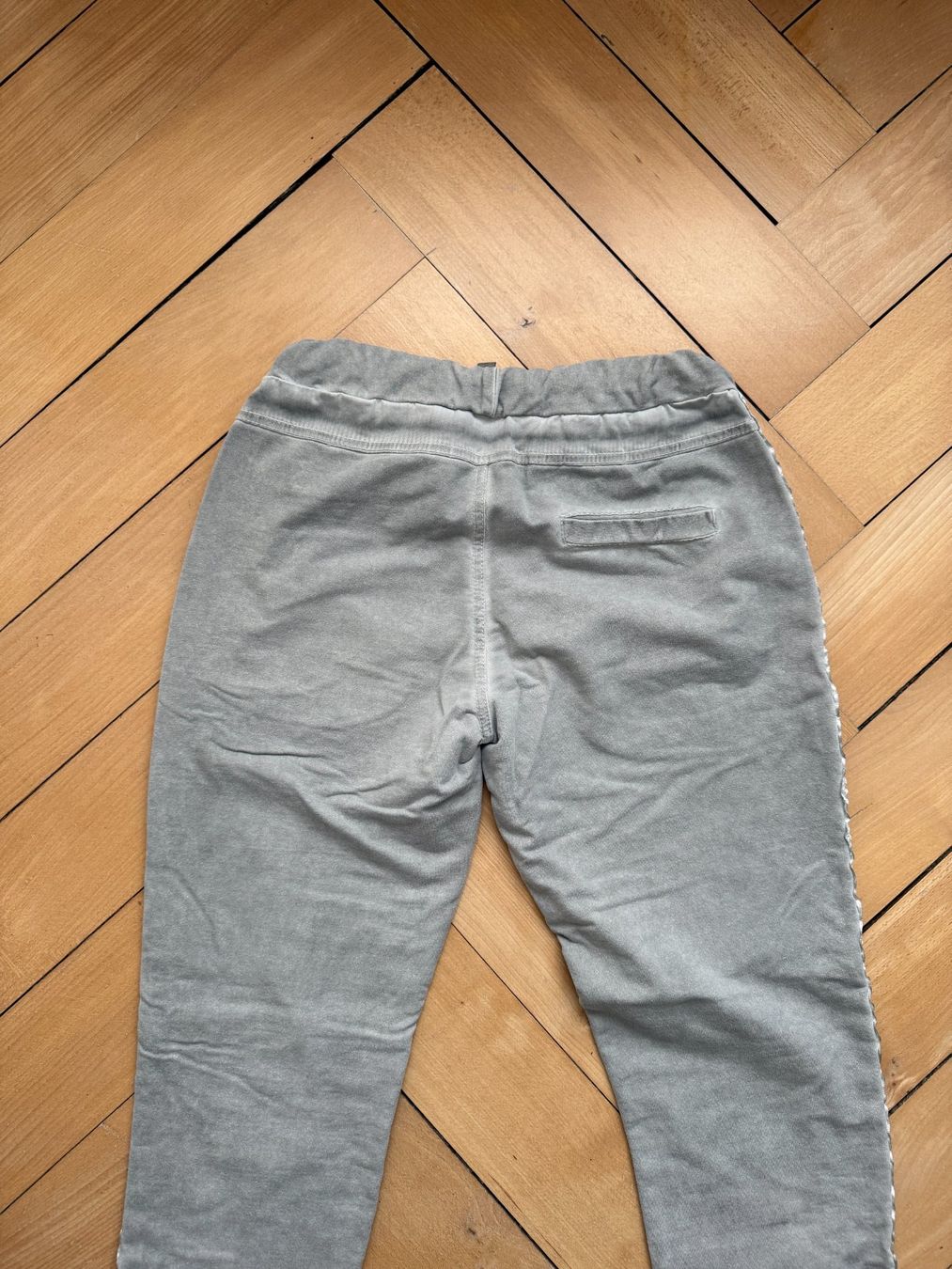 Pantaloni: Trainerhose hellgrau M – Usato da Zürich venduto da Diazaio 2