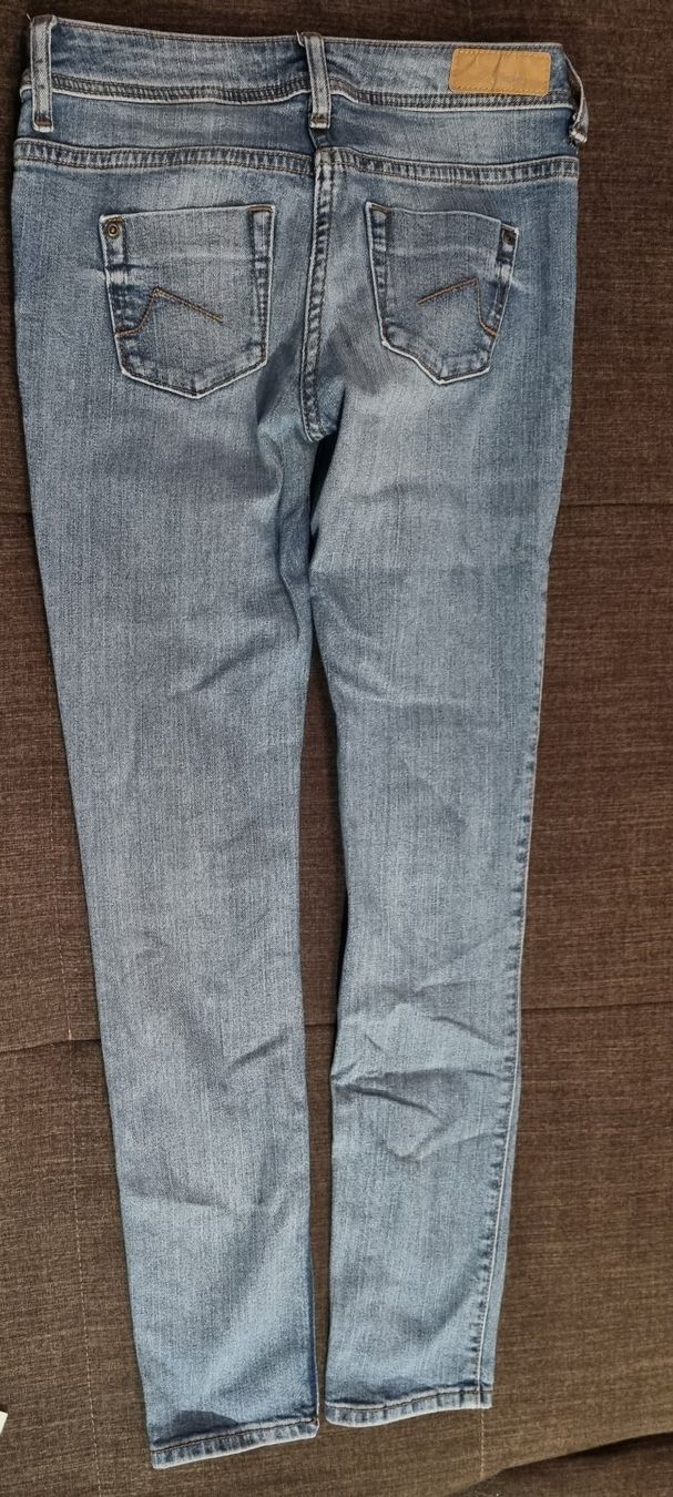 Pantaloni: Mädchenjeans, Gr. 158 – Usato da Oberrüti venduto da Nicki_Like 1