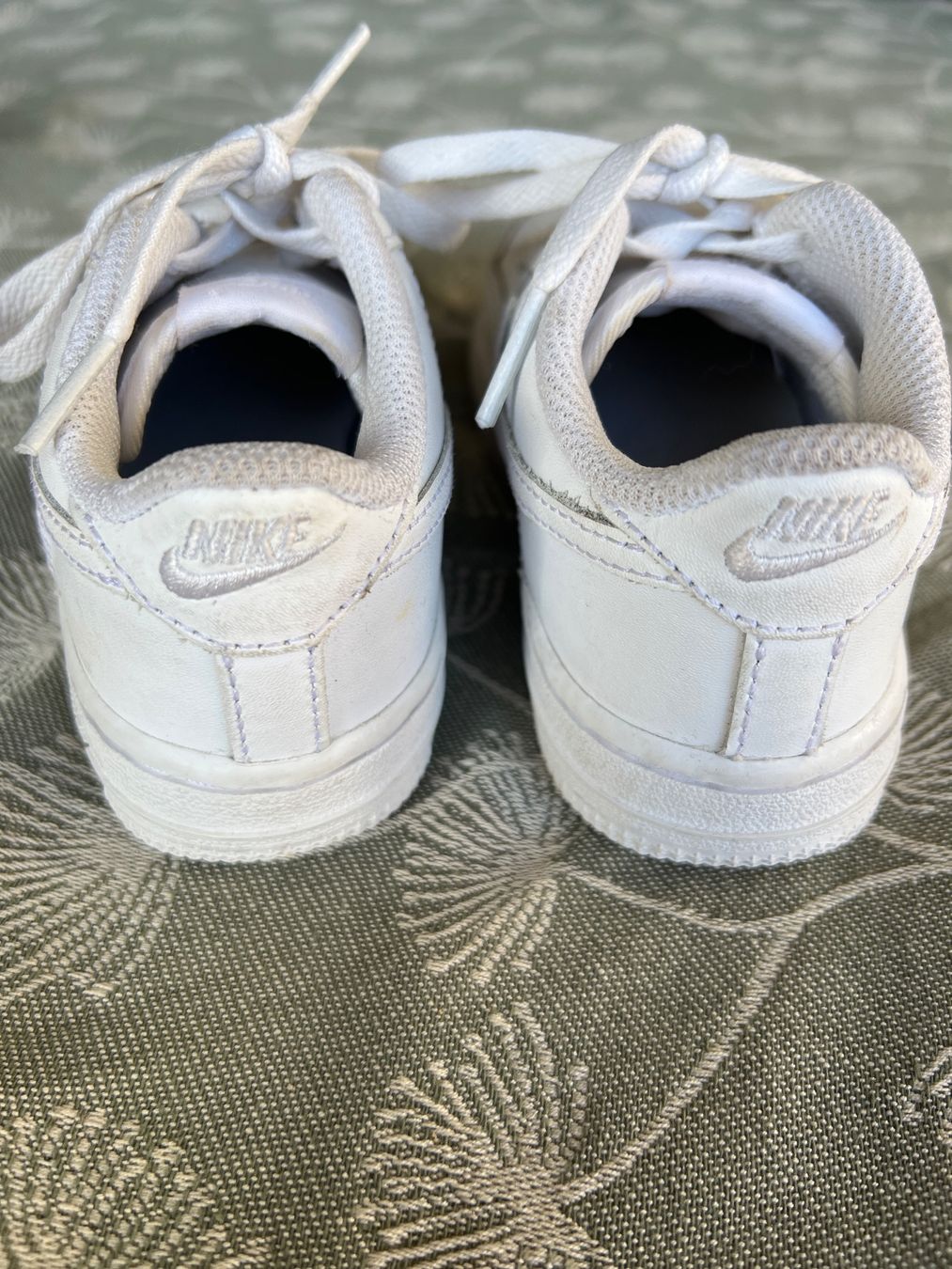 Nike Scarpe per ragazzi: Nike Schuhe, Gr. 27 26 – Usato da Sennhof venduto da Dealmonster 2