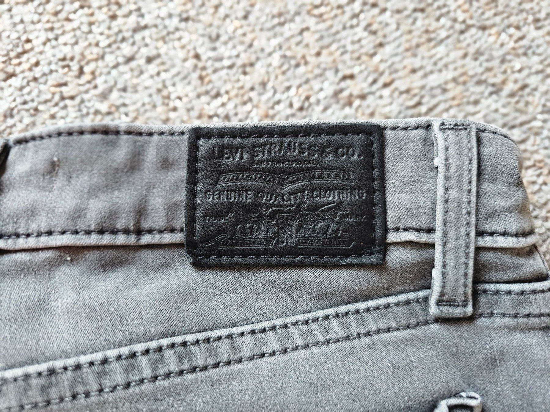 Levi's Jeans: Jeans Levis Skinny 711 – Usato da Horw venduto da KatharinaT 4
