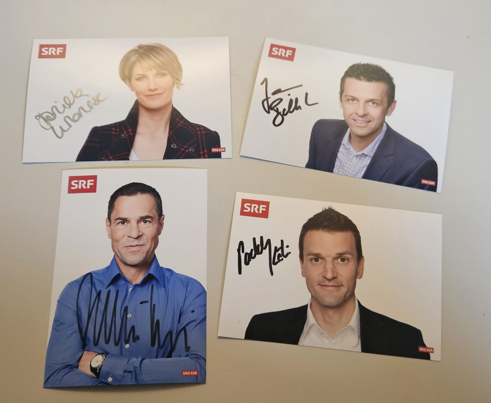 Autographes: SRF Autogrammkarten x4 – D'occasion à Belp par Ginus85