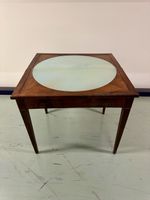 Ancienne table à jeux de cartes, poker.