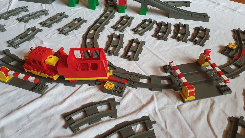 Grosse LEGO Duplo Eisenbahn elektrischer Zug Schienen (Gebraucht) in
