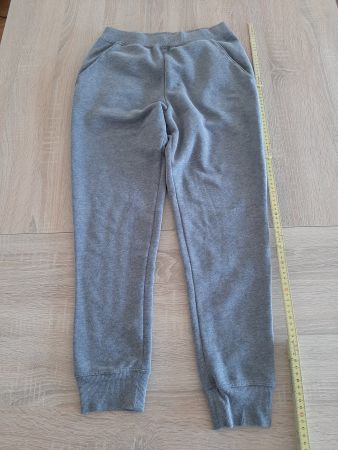 Trainierhose grau für 12-13 Jahre,149-159cm, entspricht Gr.S