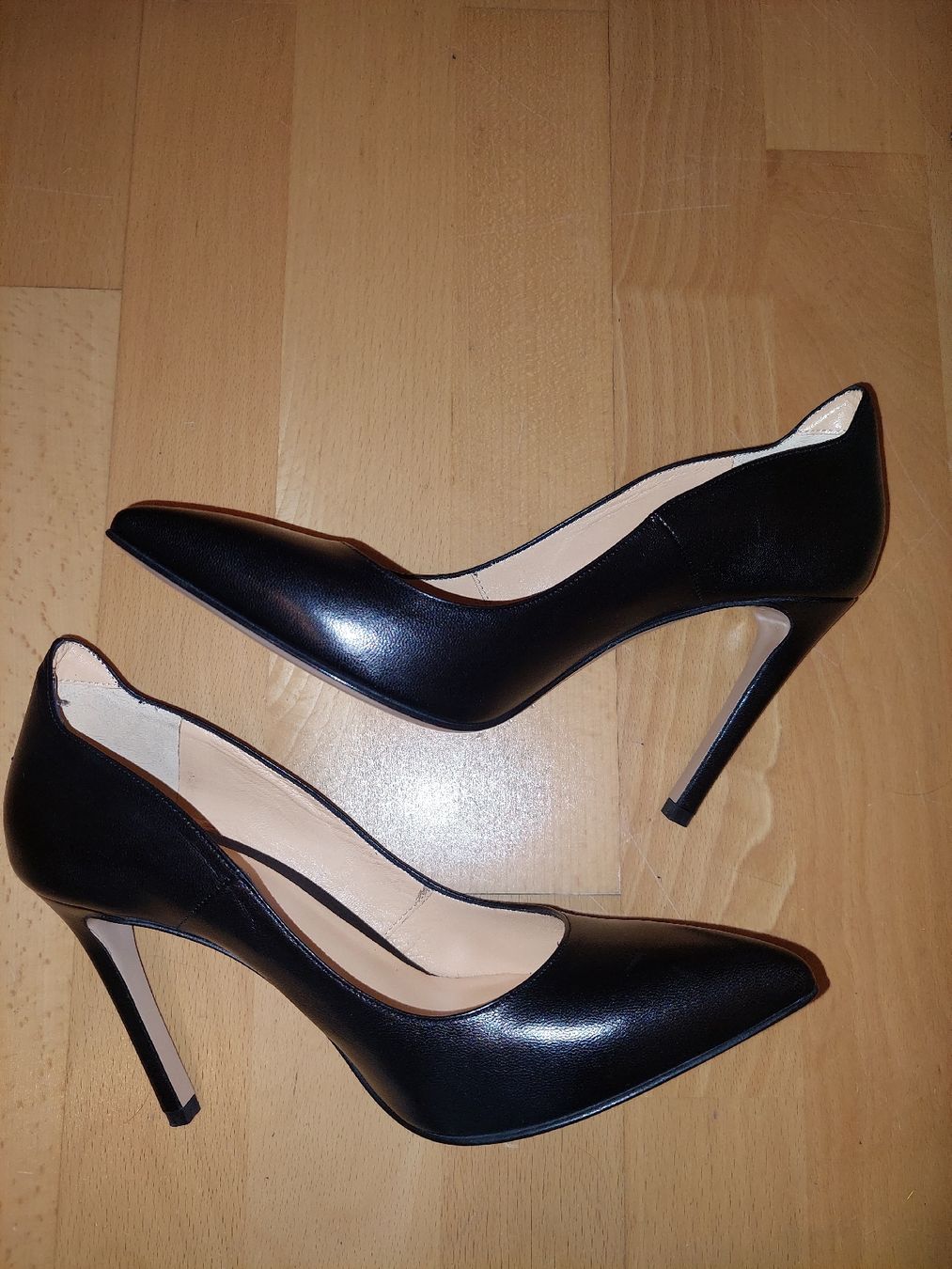 Escarpins Noirs à Talons Hauts - Taille 36 - Modèle Acne Studios Pistol - Neuf Avec Défauts
