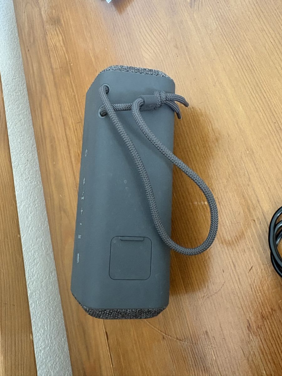 Sony Lautsprecher: Sony SRS-XE200 – Neu (gemäss Beschreibung) aus Schüpfen von ani_gj8r 1