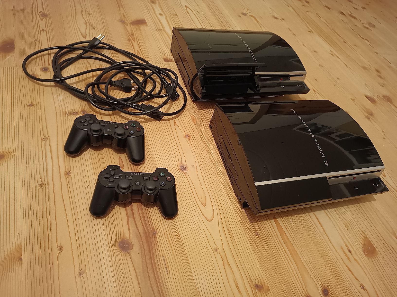 Sony Console: Playstation 3 inkl. 2 original Kontroller  – Difettoso da Heiden venduto da pit018 2