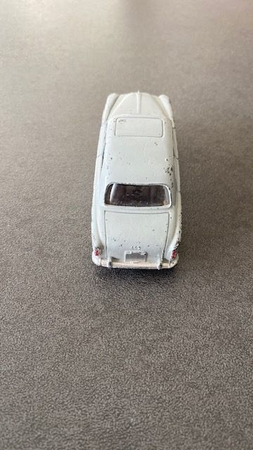 DINKY TOYS D'ORIGINE France: Peugeot 403 berline ref.24B EUR 10,00