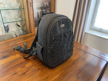 Kamerarucksack schwarz mit variabler Einteilung