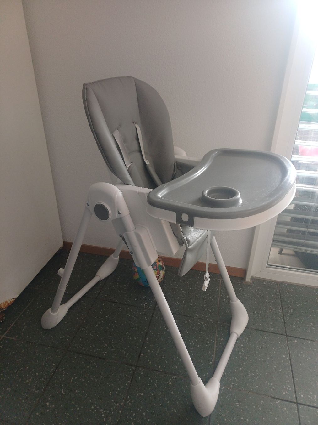 Seggioloni: chaise haute pour bebe  – Usato da Lausanne venduto da RUBY.1990
