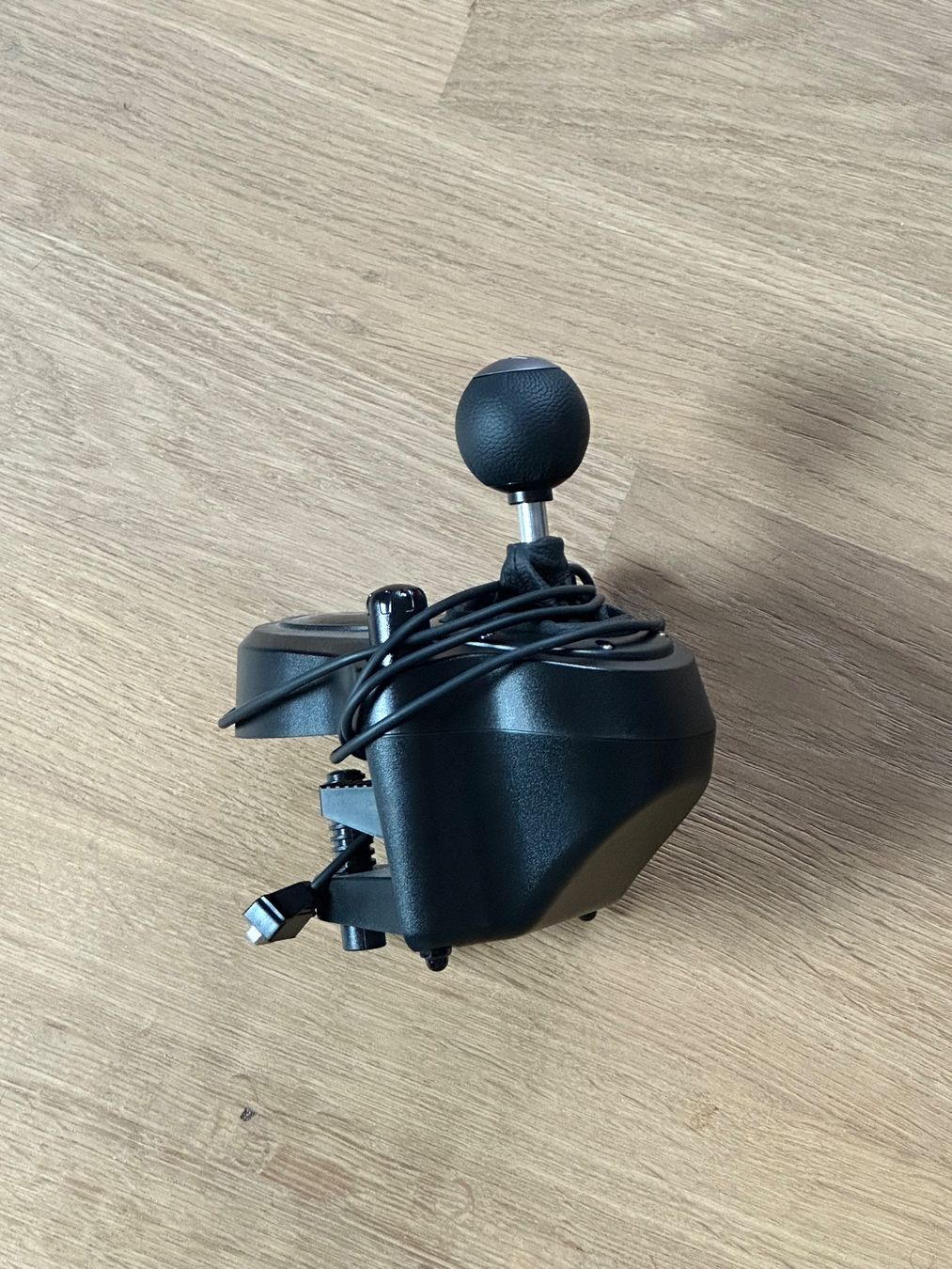 Logitech Controller: Logitech Lenkrad G920 inkl. Pedale / Shifter – Usato da Gunzgen venduto da jan_5gmg 4
