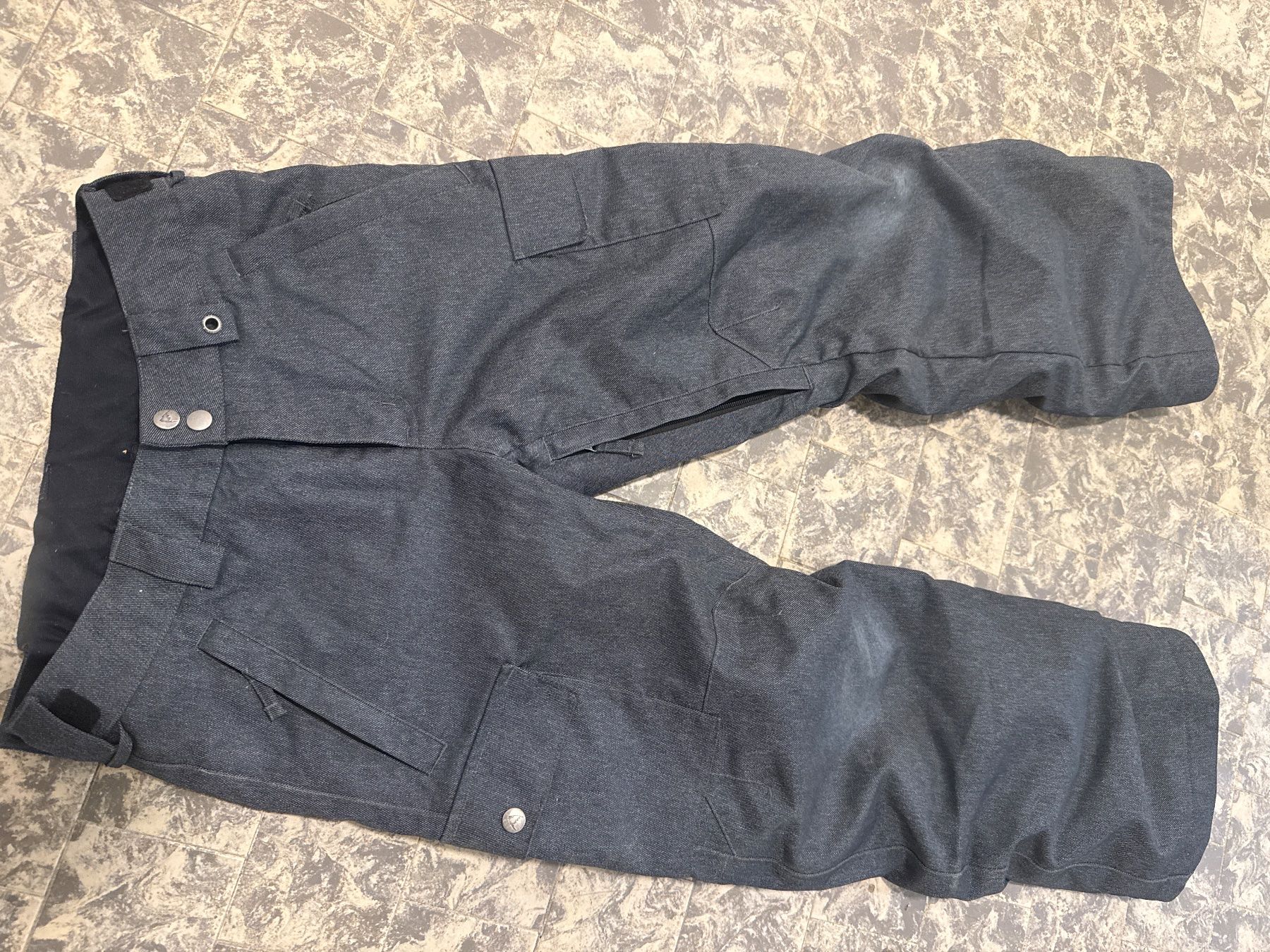 Burton Pantaloni: BURTON Kinder Snowboardhose ca 140-146 – Usato da Amriswil venduto da used2use 1