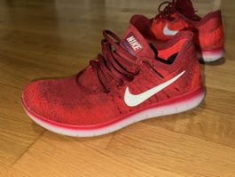 Nike Free RN, Gr. 44, rot