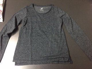Lotti & Set di vestiti: Mädchen Kleiderset Grösse 126 bis 146 – Usato da Emmen venduto da Aribini 5