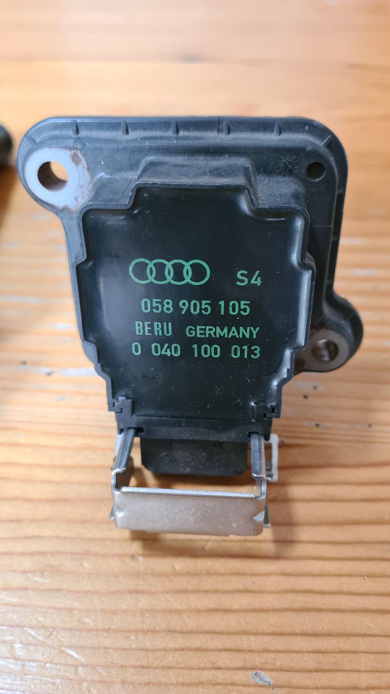 Audi Tutti pezzi di ricambio auto: zündspulenset – Usato da Blumenstein venduto da SStaempfli 1