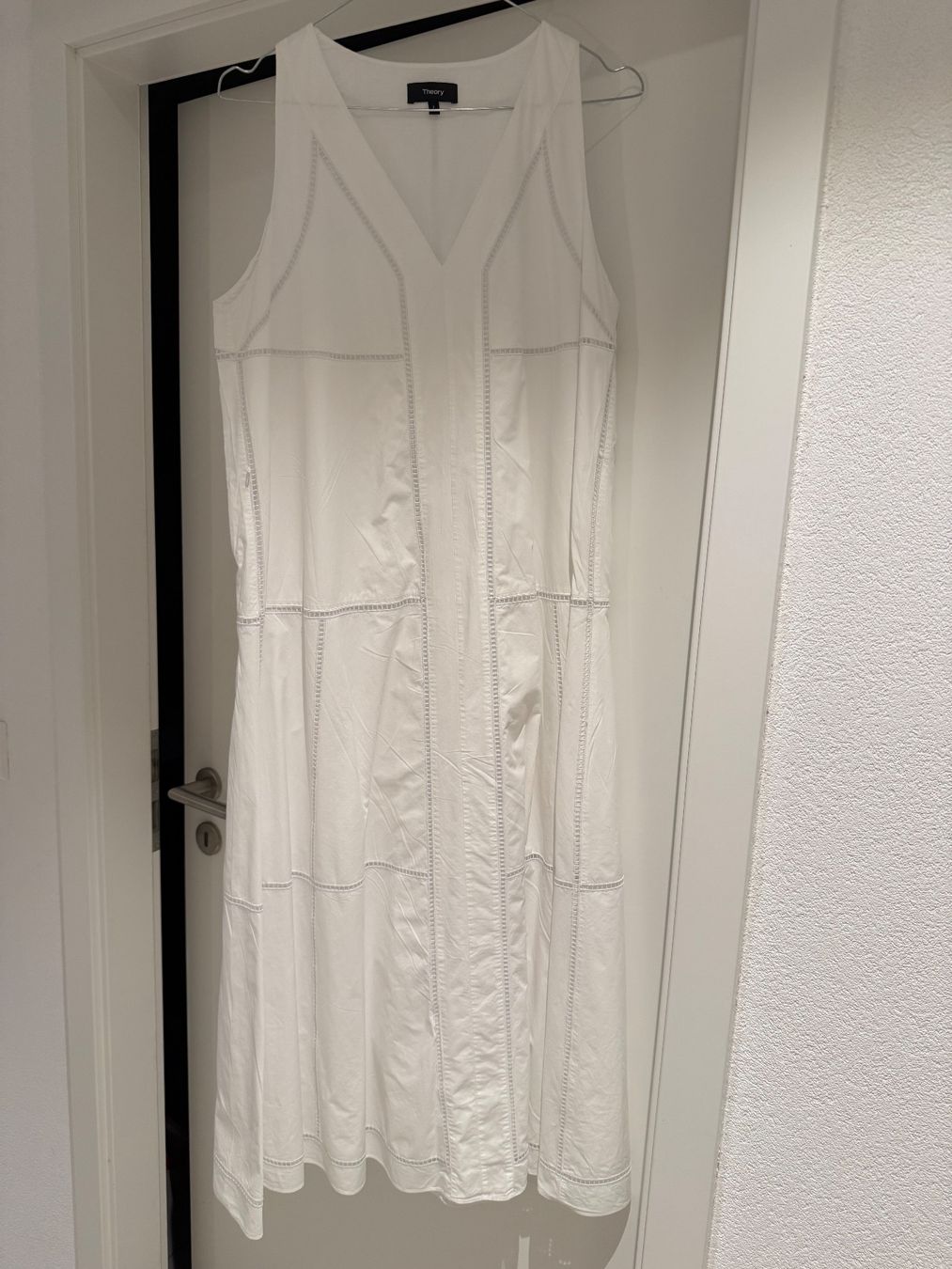 Theory Vestiti: Robe Theory Blanche broderie anglaise – Nuovo (secondo la descrizione) da Gimel venduto da fan_8tvc