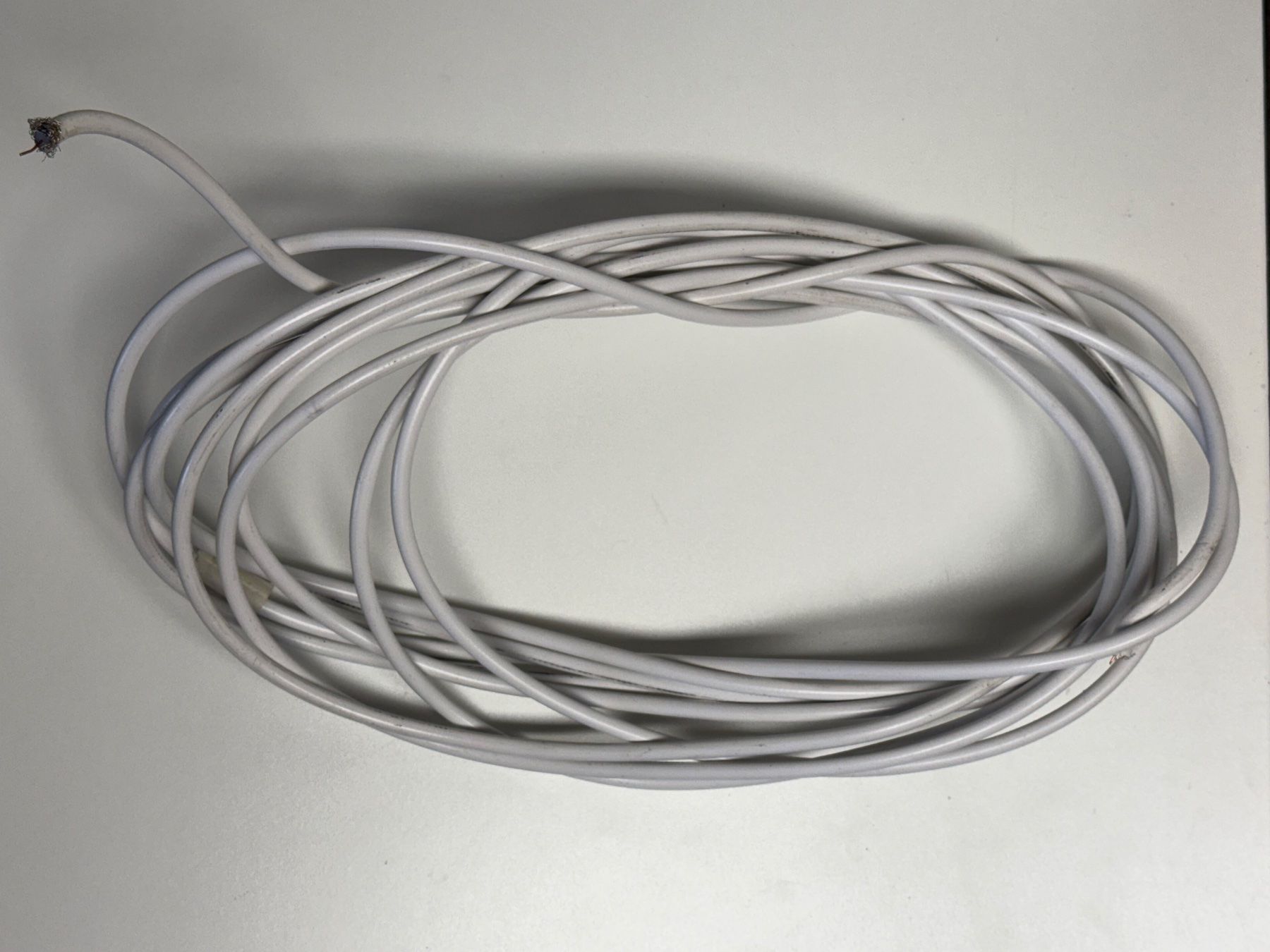Kabel: Antennenkabel ohne Stecker 8 m – Gebraucht aus Herisau von Schema91