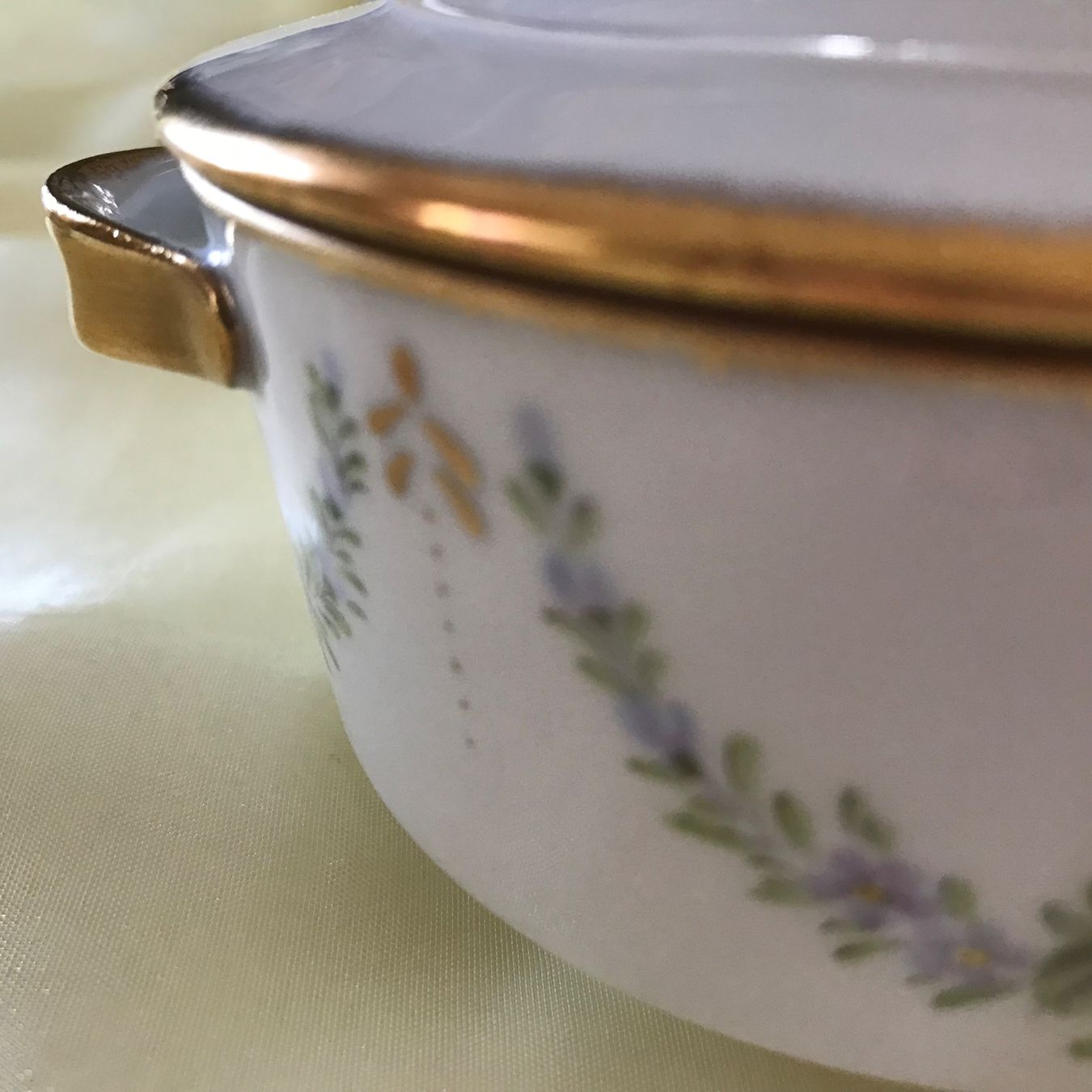 Ciotole: 3 Suppenschalen mit Deckel – Usato da Hauptwil venduto da EfairB 8