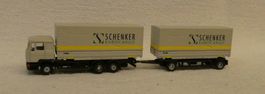 LKW mit Hänger