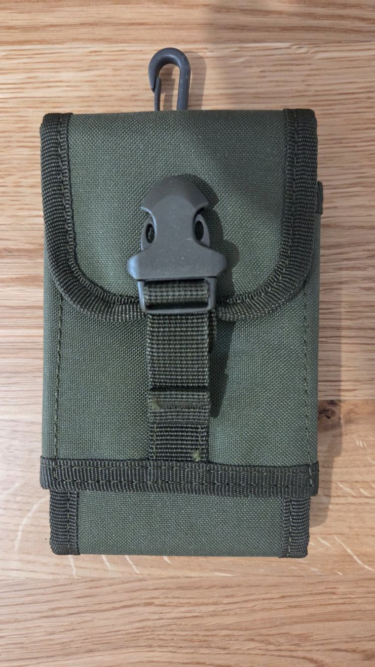 Sacs: Handytasche mit Molle-Schlaufen – D'occasion à Luzern par Avicenna873
