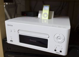 Denon RCD-N8 WIFI Network CD Receiver with AirPlay/Spotify