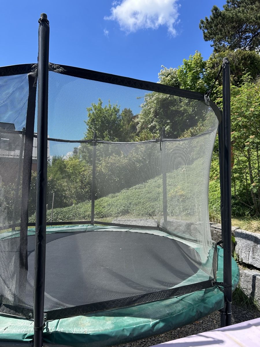 Titan Trampoline: Titan Gartentrampolin ca. 4.3m, gebraucht – Gebraucht aus Zumikon von Ssi01 3