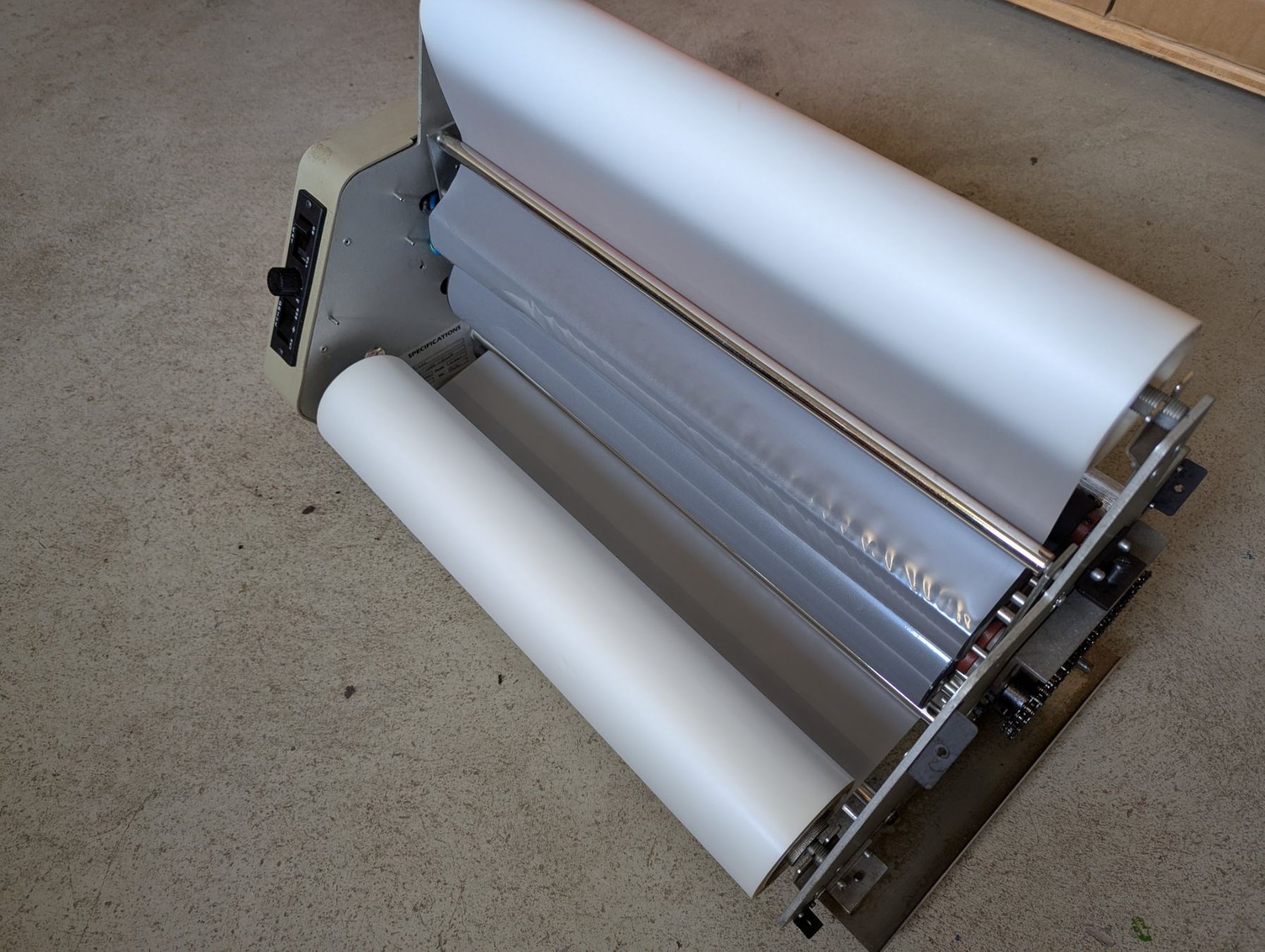 Macchine laminatrici: Rollenlaminator (Laminiergerät) – Usato da Dietschwil venduto da FIZENATOR 9
