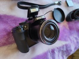 PENTAX Kamera 24x optischer Zoom, sehr klein und leicht!
